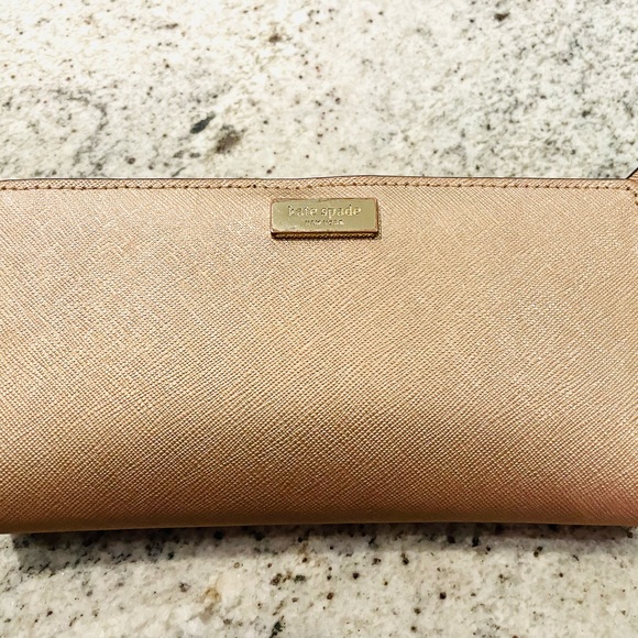 Rose gold Kate Spade wallet - Picture 1 of 5